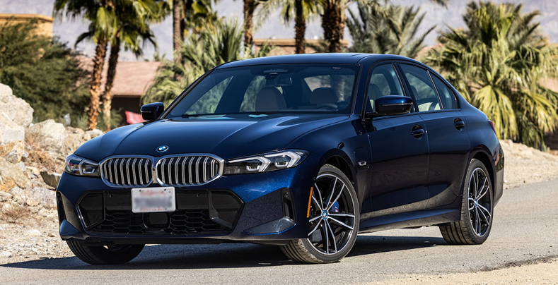 BMW 330e Plug-in Hybrid Sedan