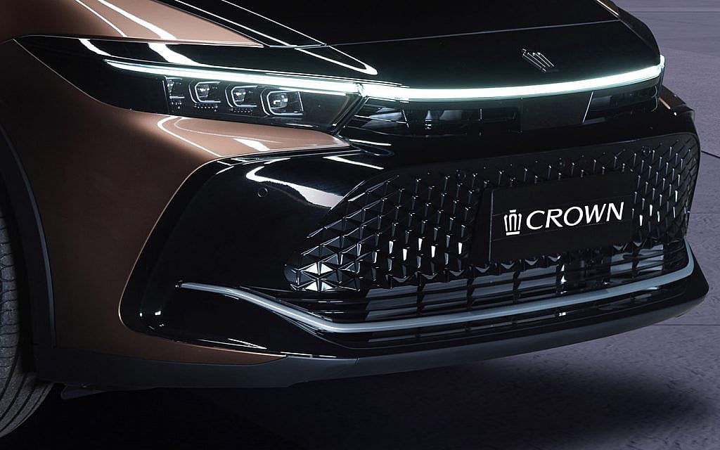 Toyota Crown Design